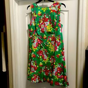 Talbots Green Floral Sleeveless Shift Dress